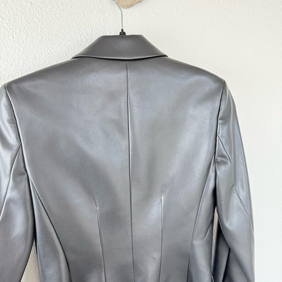 Theory Bedford Faux Leather Angled Blazer Black Vegan Business Casual Women’s 0 - Picture 13 of 14